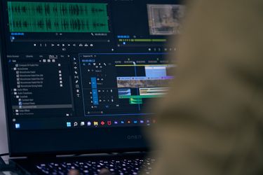 5 Match Cut Transitions You NEED to Use in Your Videos
